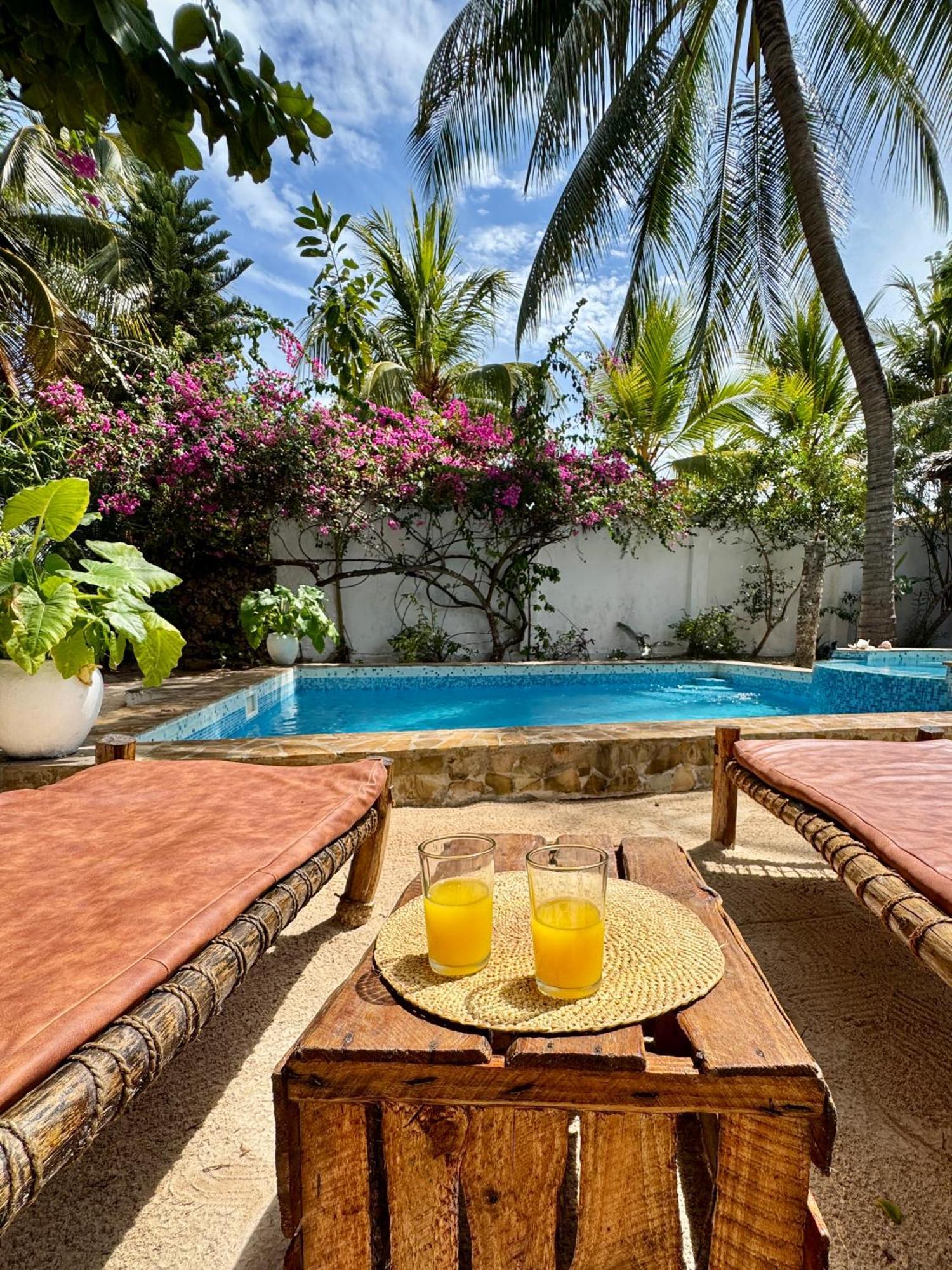 Villa Kipara - Private Beach & Pool Pwani Mchangani Exterior foto