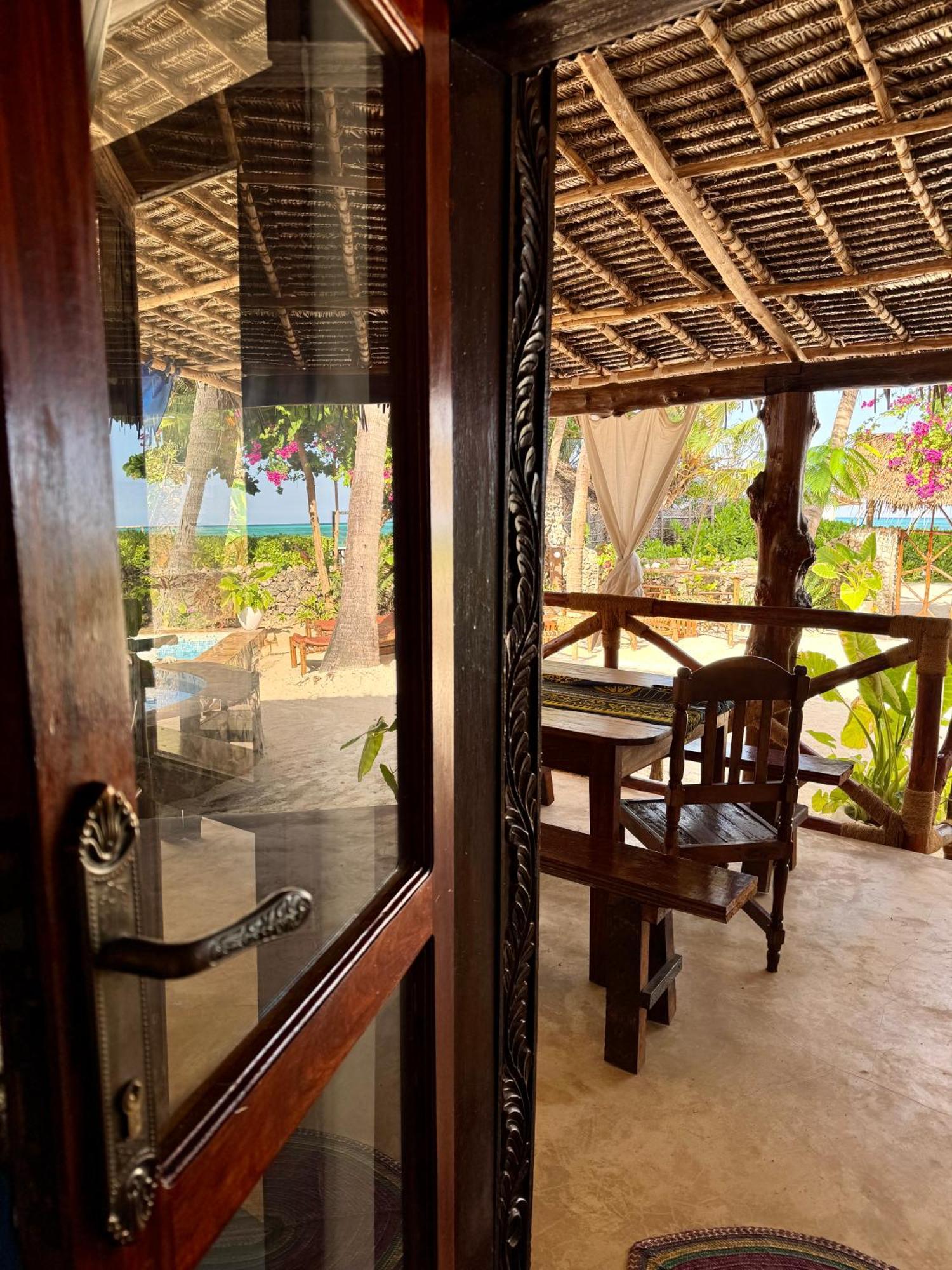 Villa Kipara - Private Beach & Pool Pwani Mchangani Exterior foto
